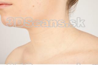 Photo reference of neck 0001